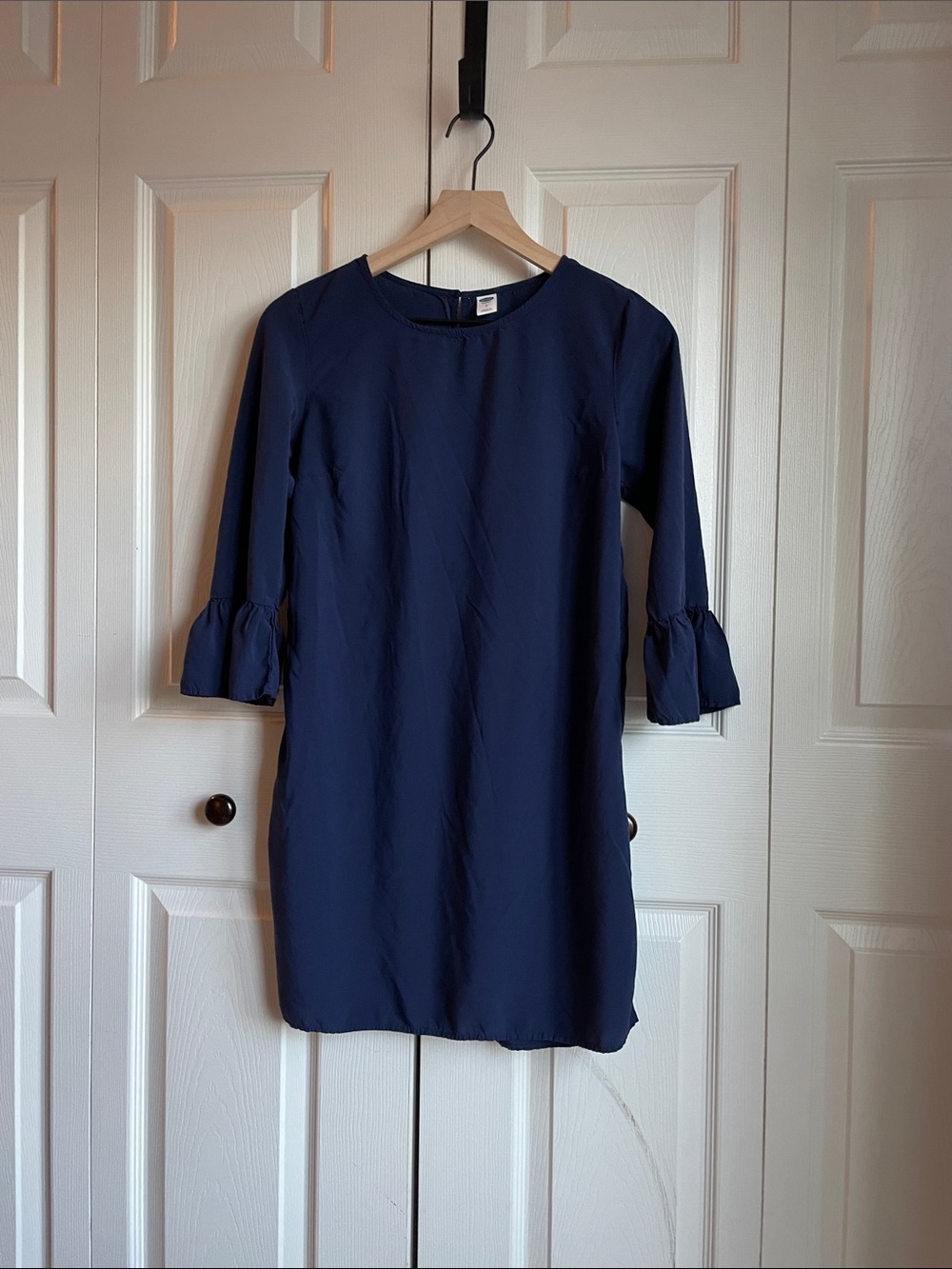 Old Navy Blue Ruffle Sleeve Shift Dress